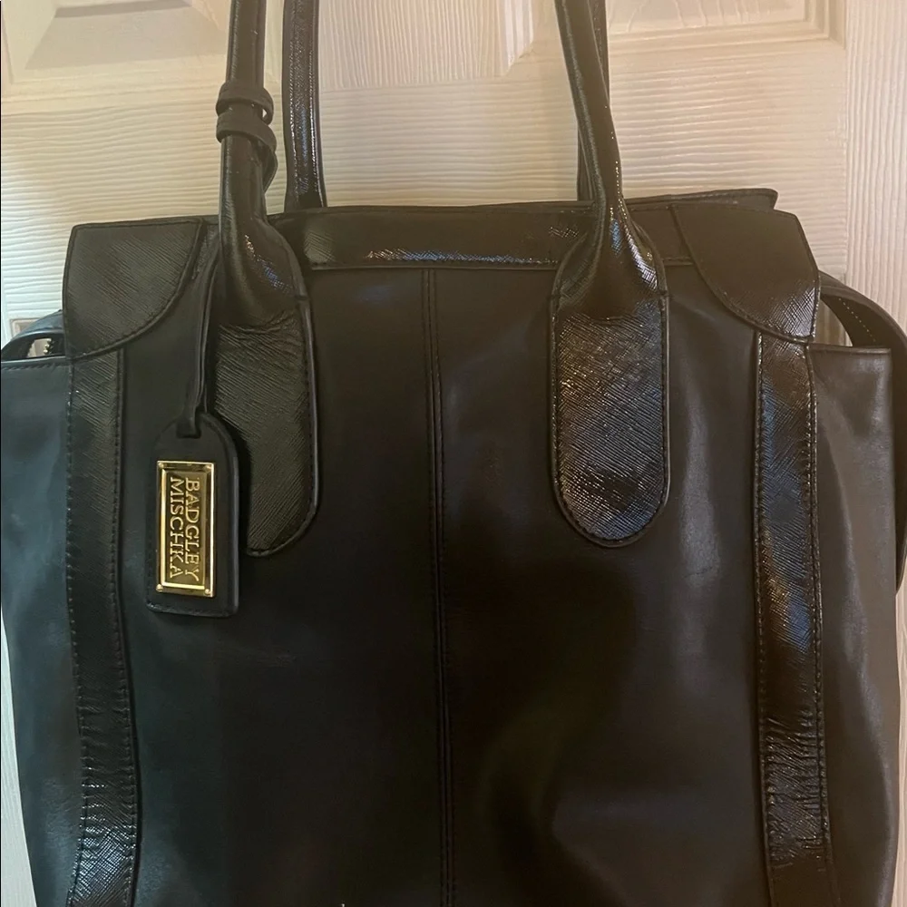 Badgley Mischka leather hobo handbag with gold tone hardware,great condition